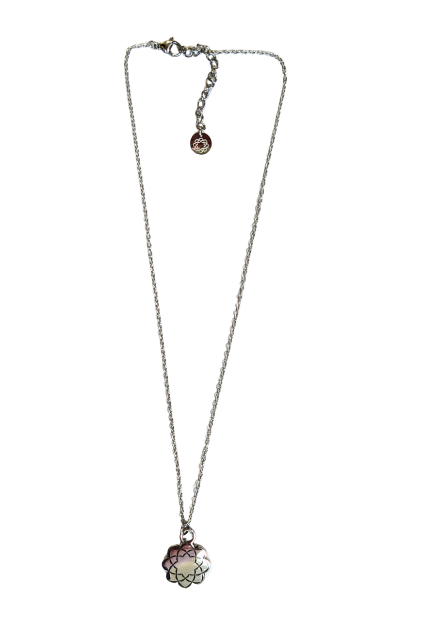 Collana con logo Soka Gakkai in acciaio 40 cm.